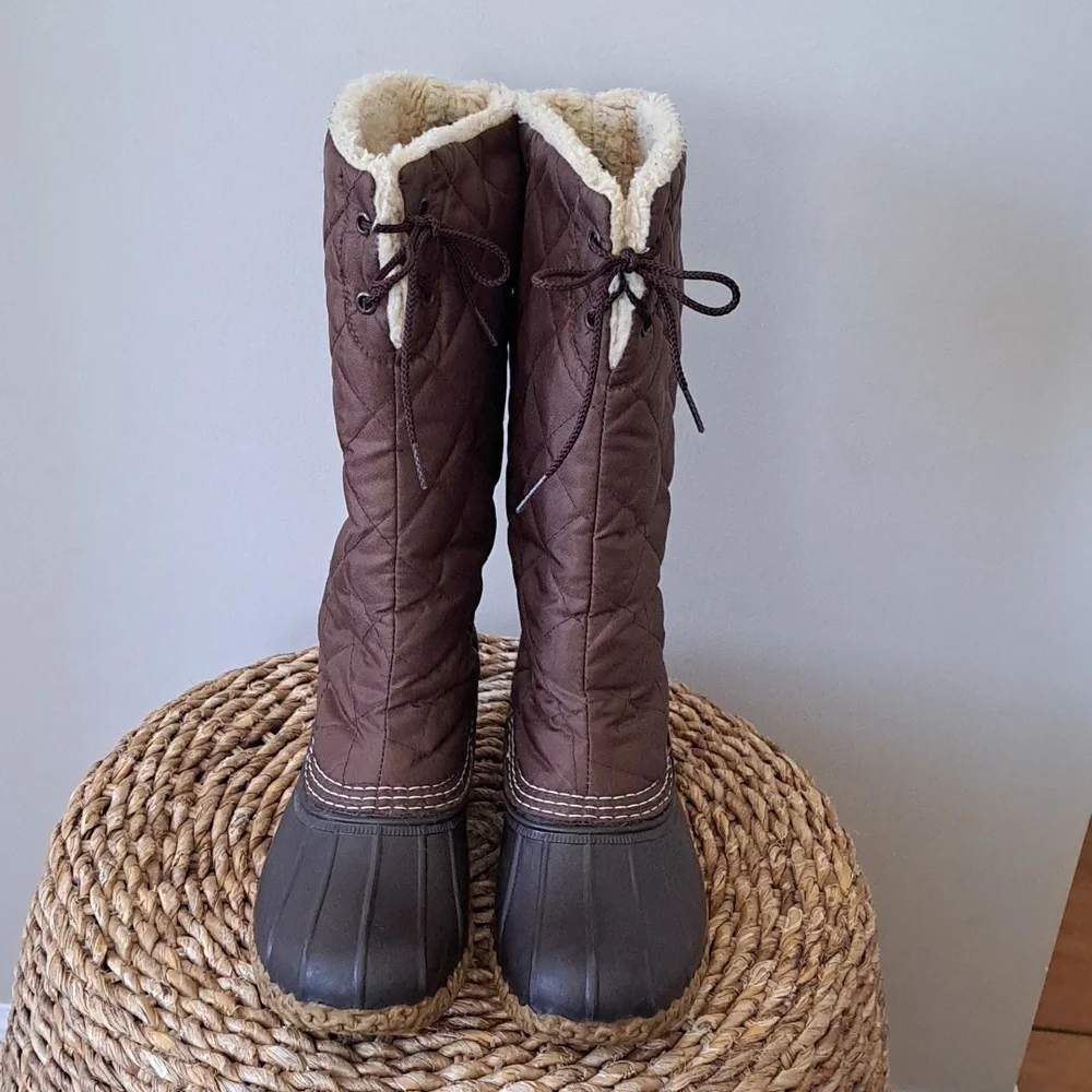 L.L.Bean Womens Brown Quilted Nylon Waterproof/Insulated Winter‎ Sherpa Boots 7